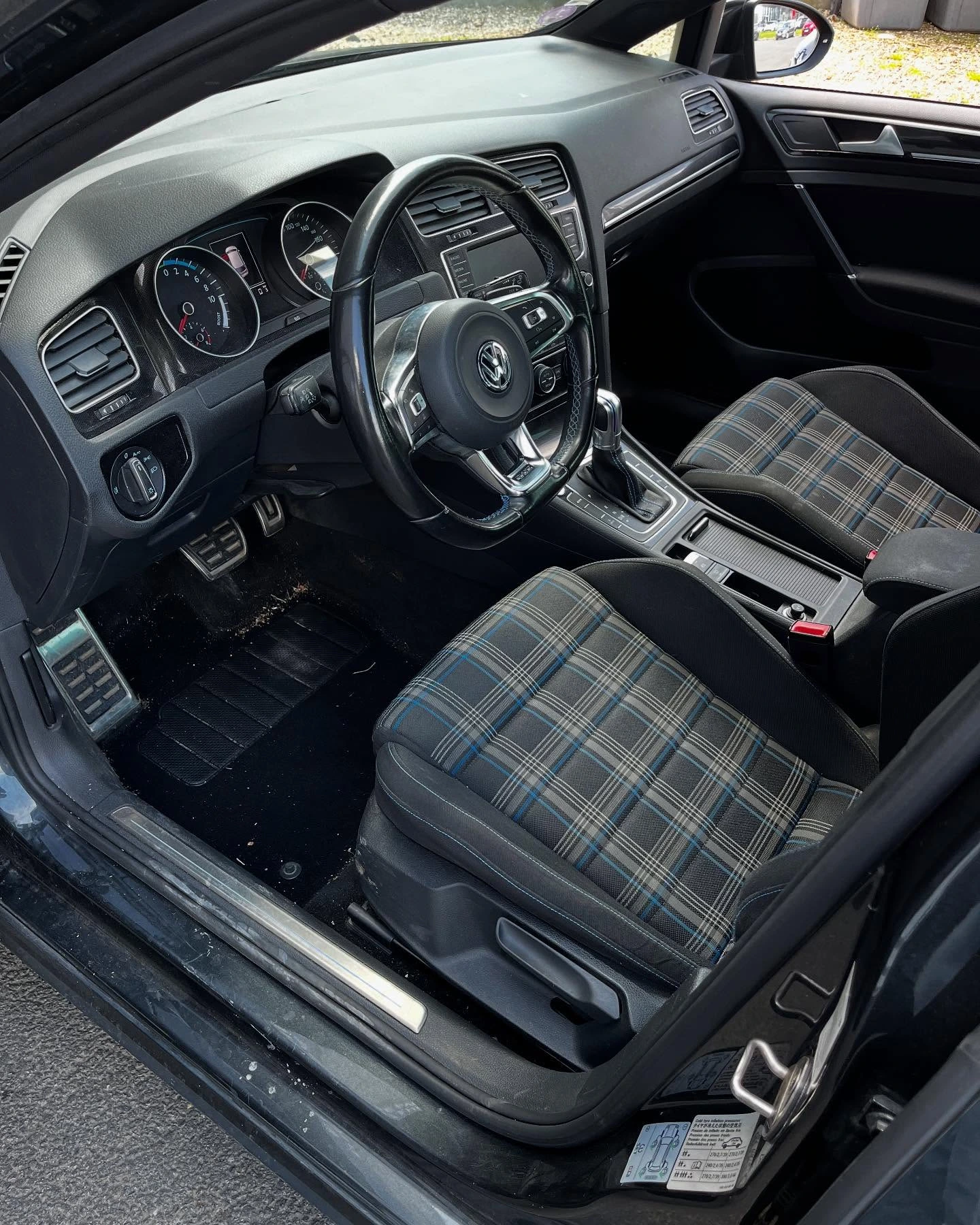 Nettoyage intérieur BMW - Avant